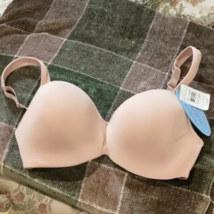 LE MYSTERE BRA IN SIZE 32D NWT